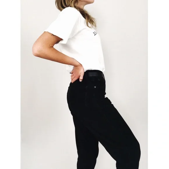 Vintage Hand-Drawn Graphic Souvenir Tee | Size M - Picture 3 of 11